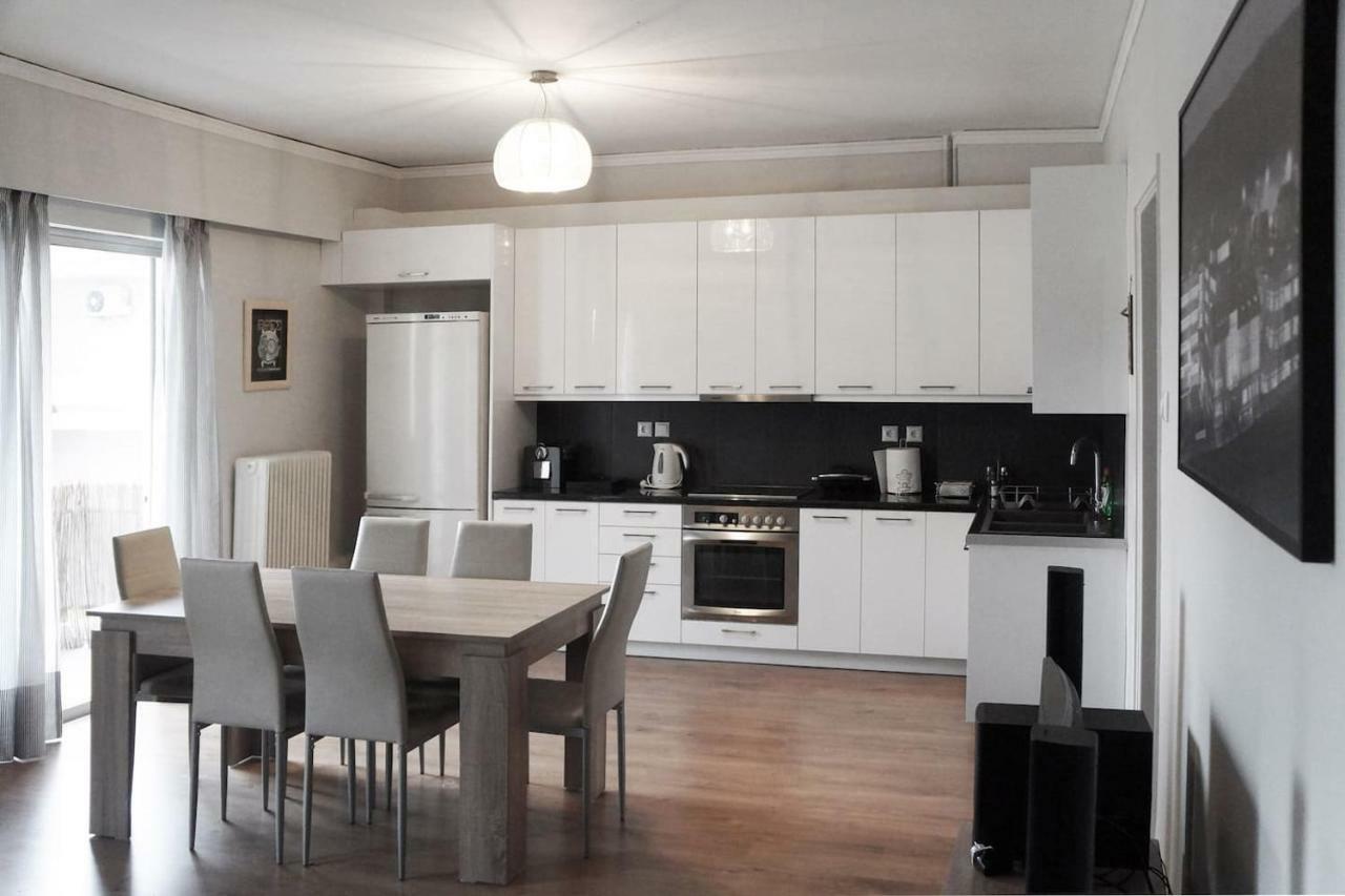 Comfy Apartment With Acropolis View Athens Ngoại thất bức ảnh