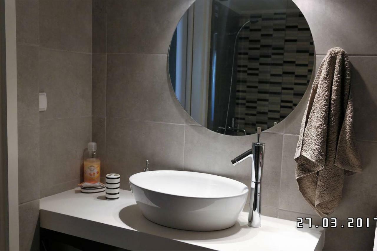 Comfy Apartment With Acropolis View Athens Ngoại thất bức ảnh